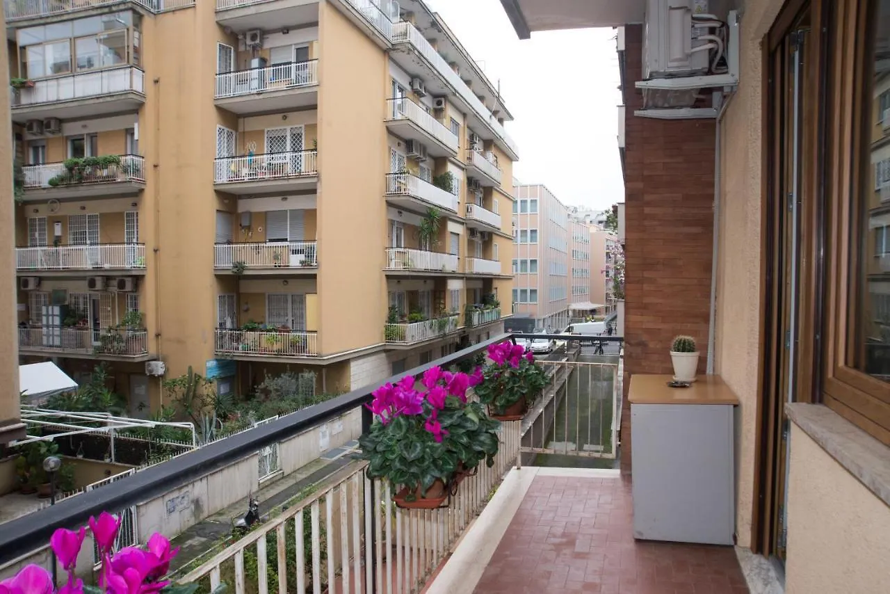로마 A Due Passi Da San Pietro B&B 이탈리아
